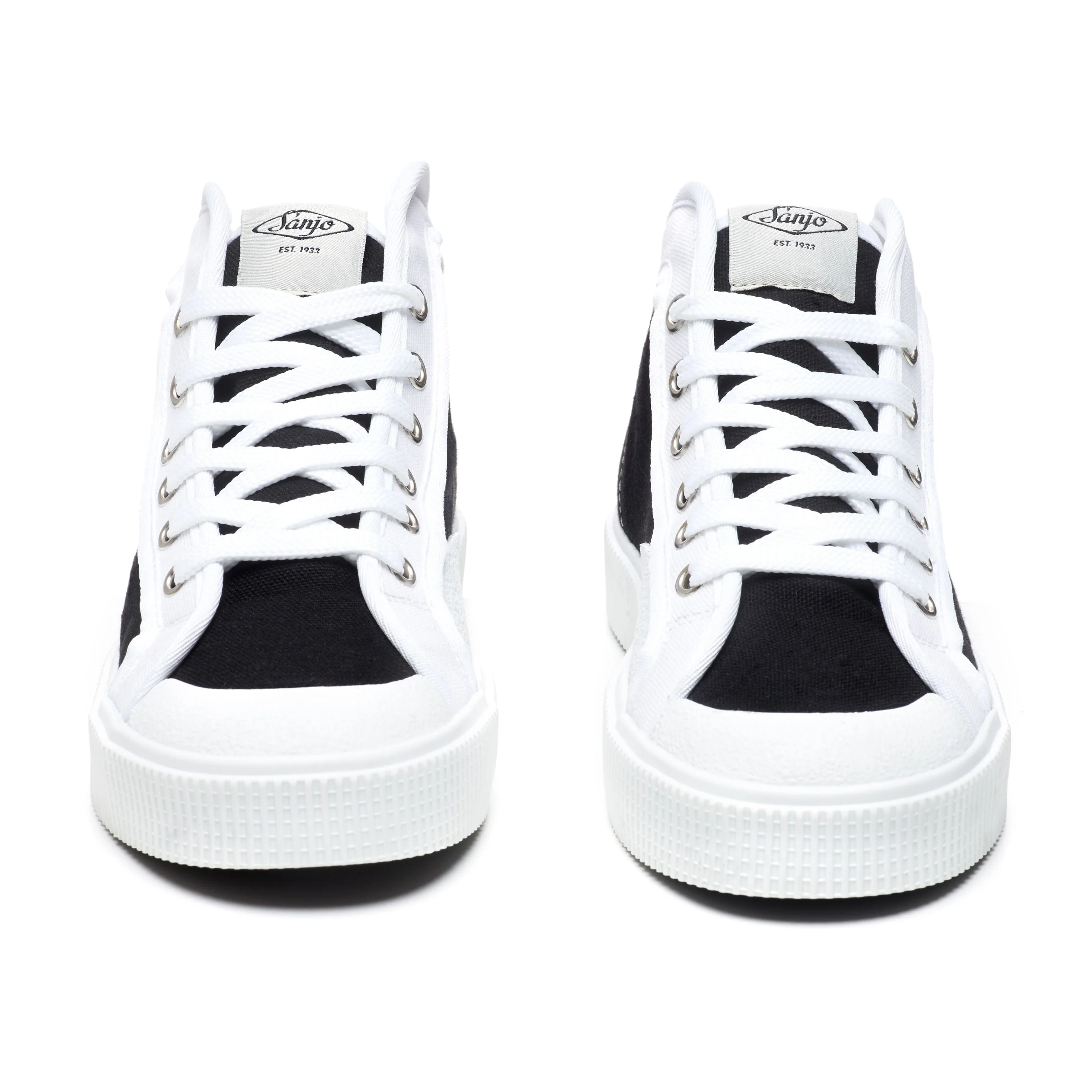 Sanjo K100 // Black & White - Image 3