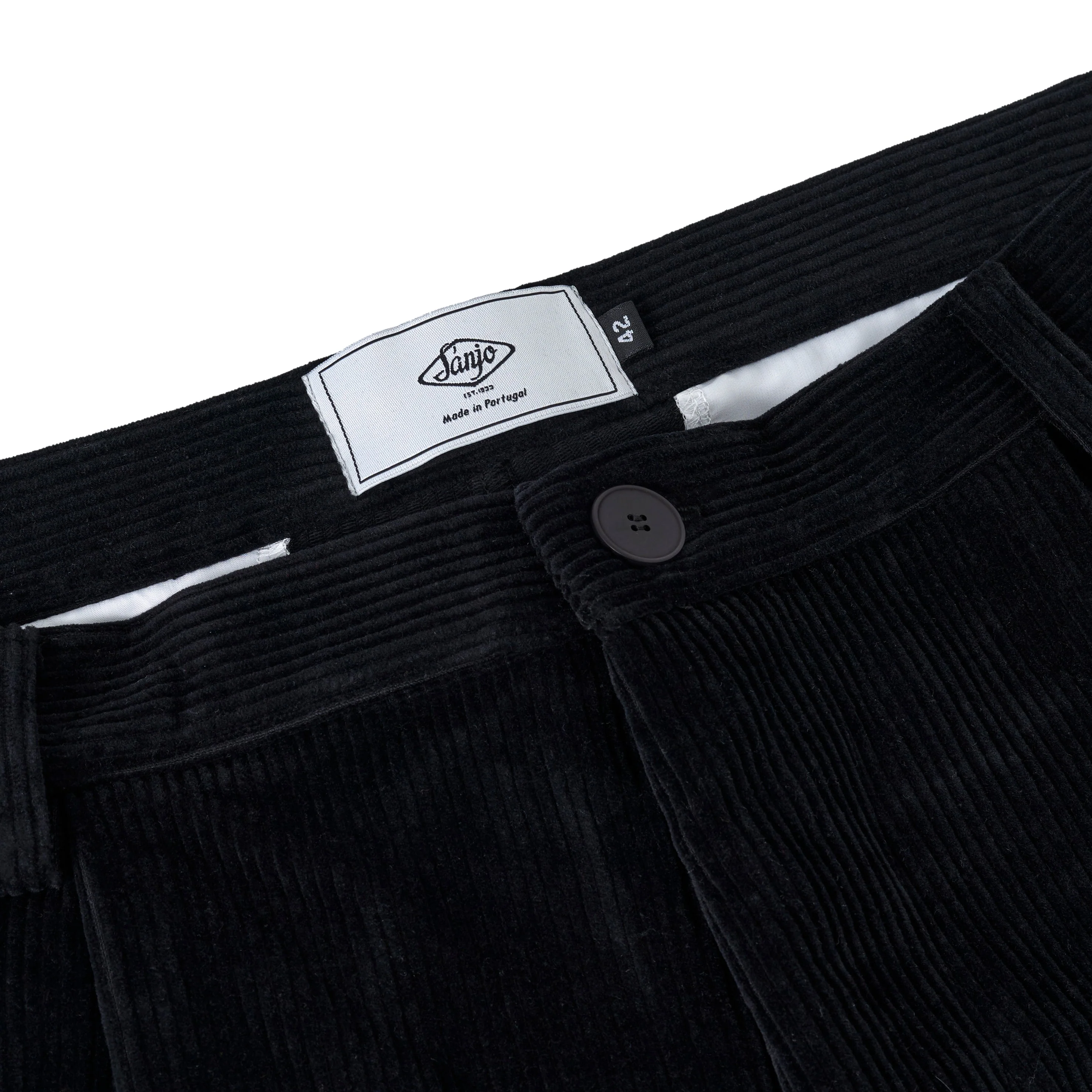 Sanjo Corduroy Boxy Shorts // Black - Image 3